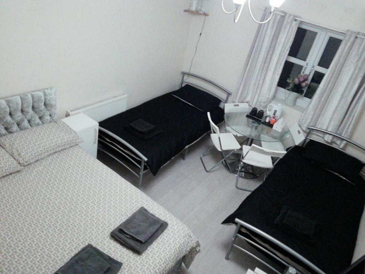 Regent Guest House 伯恩利 外观 照片