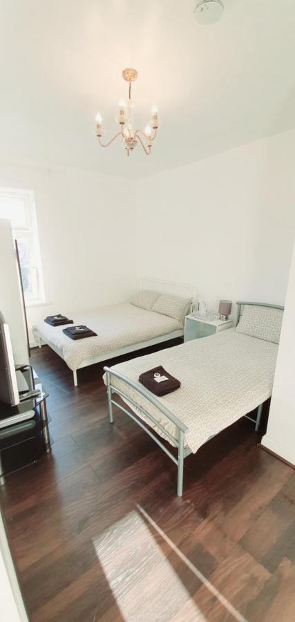 Regent Guest House 伯恩利 外观 照片